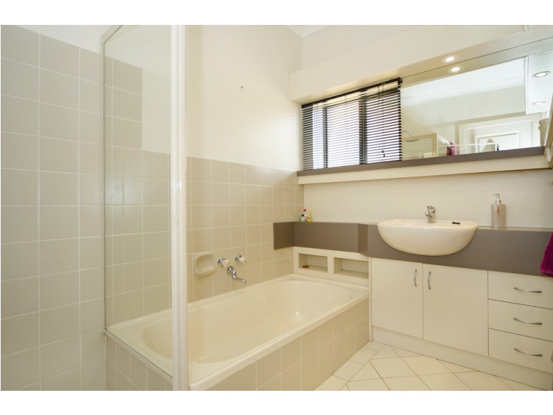 47 Goolwa Channel Drive, Hindmarsh Island SA 5214