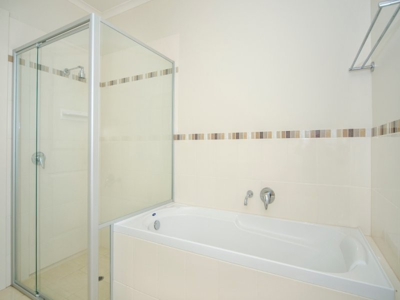 31 Wentworth Parade, Hindmarsh Island SA 5214