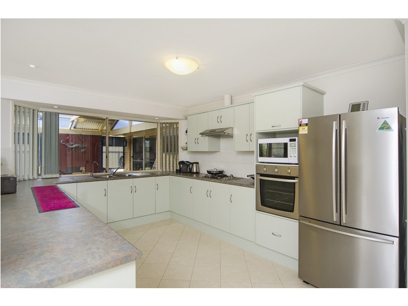 34 Arcadia Avenue, Hindmarsh Island SA 5214