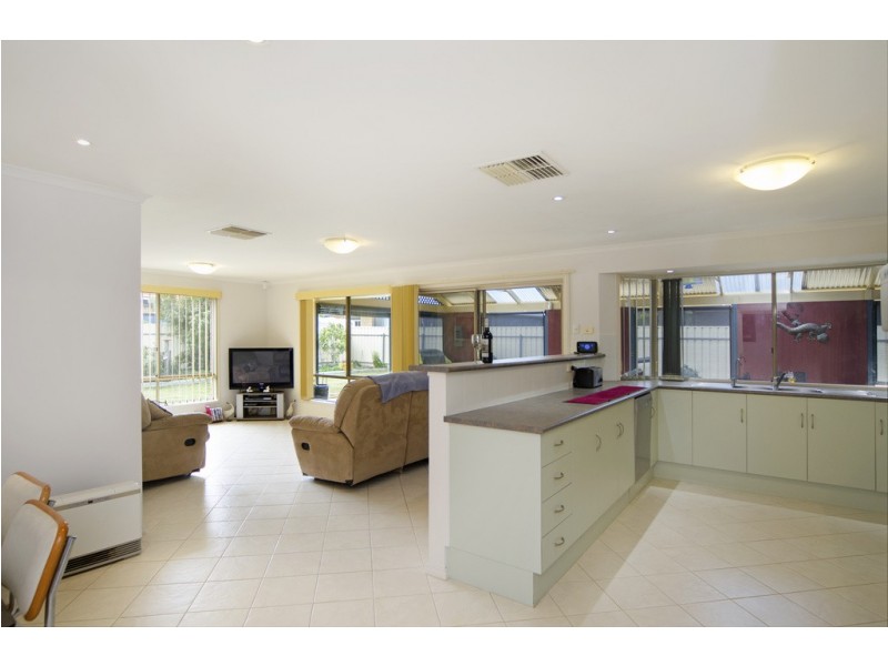 34 Arcadia Avenue, Hindmarsh Island SA 5214