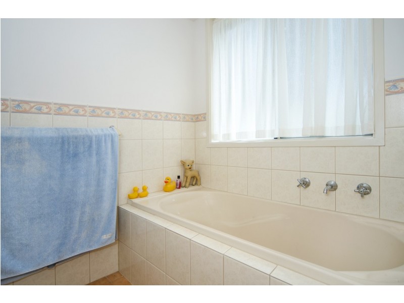 34 Arcadia Avenue, Hindmarsh Island SA 5214