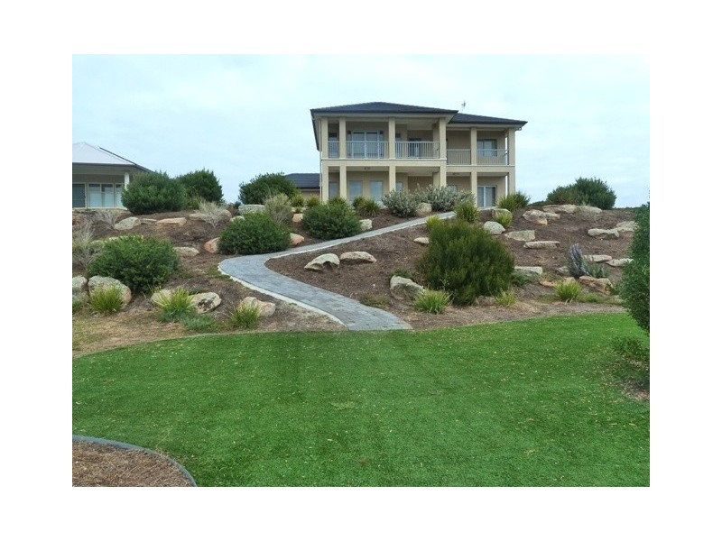 86 Britannia Parade, Hindmarsh Island SA 5214