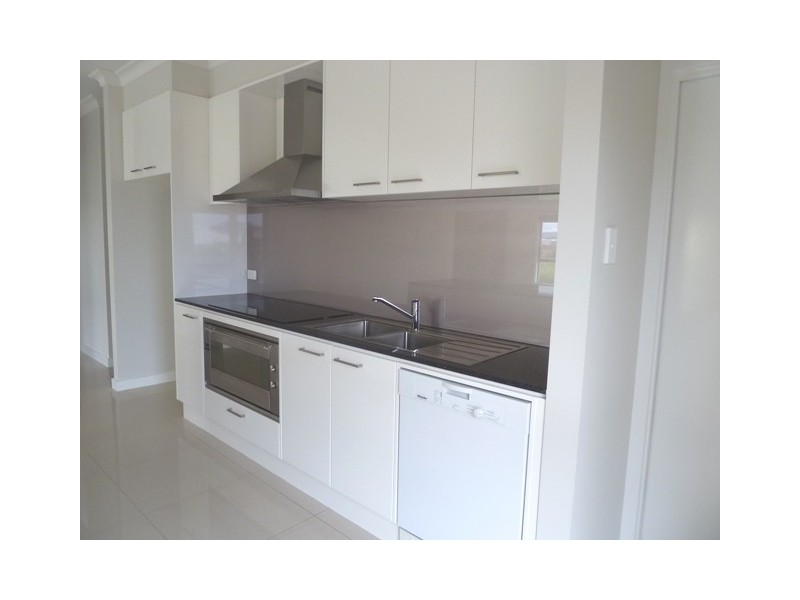 86 Britannia Parade, Hindmarsh Island SA 5214