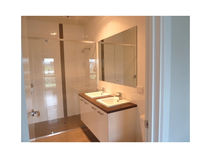 86 Britannia Parade, Hindmarsh Island SA 5214