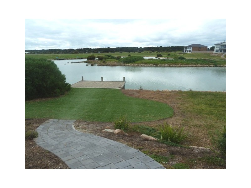 86 Britannia Parade, Hindmarsh Island SA 5214