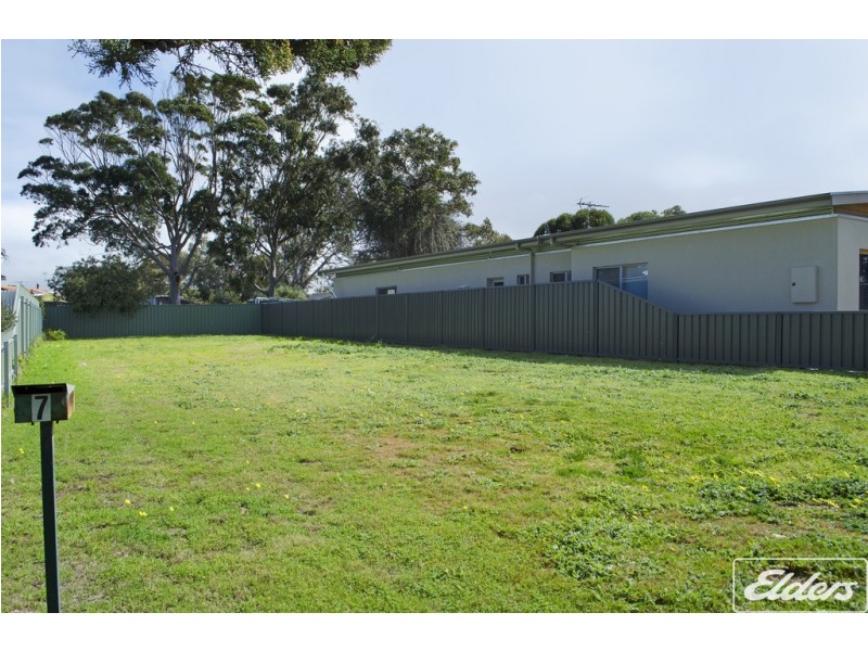 7 Currency Creek Road, Goolwa North SA 5214