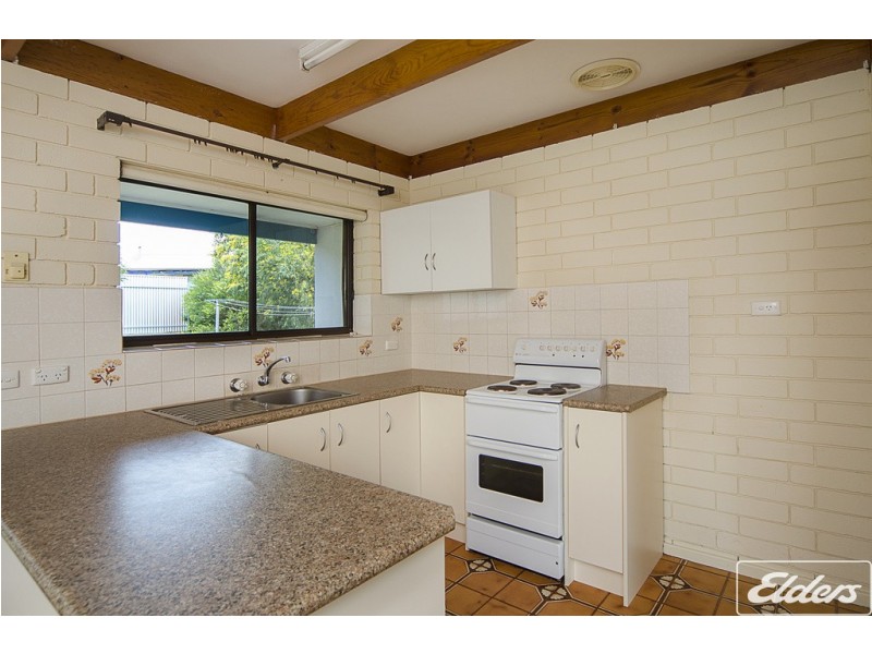 2 Barton Street, Port Elliot SA 5212