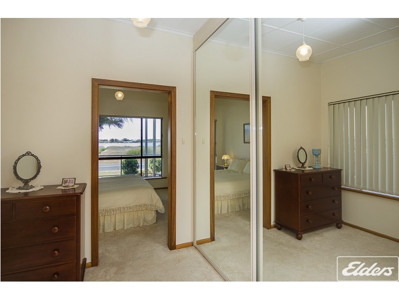 65 Captain Sturt Parade, Hindmarsh Island SA 5214