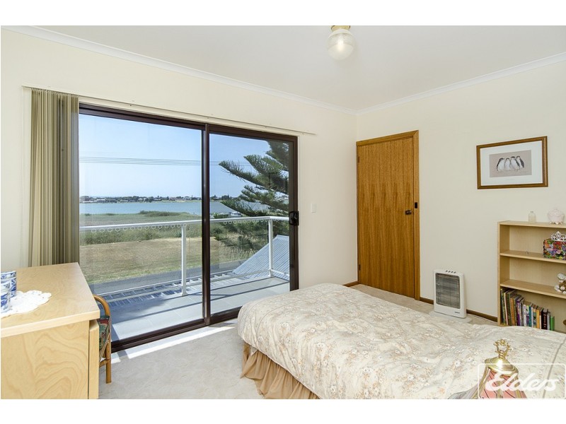 65 Captain Sturt Parade, Hindmarsh Island SA 5214