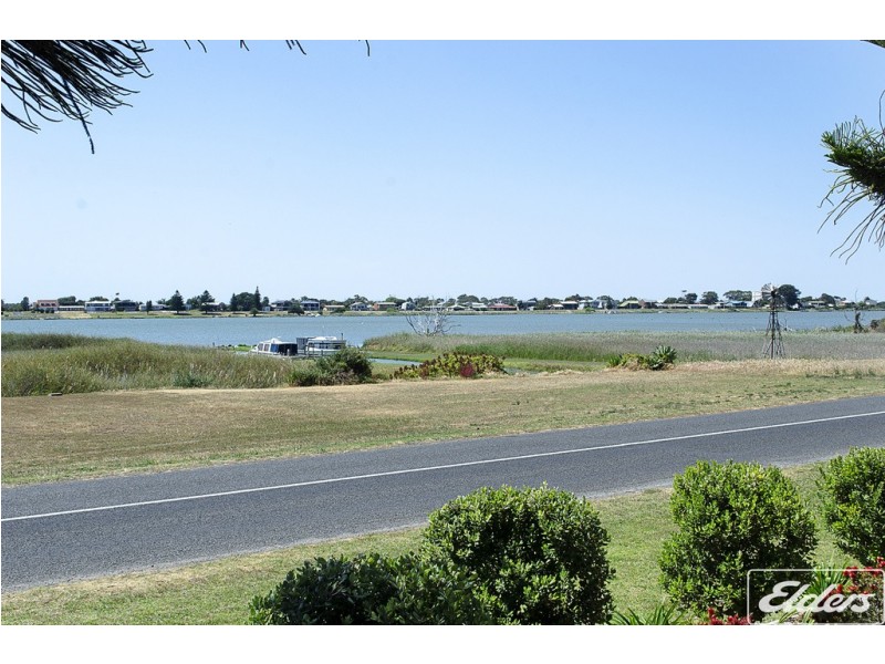 65 Captain Sturt Parade, Hindmarsh Island SA 5214