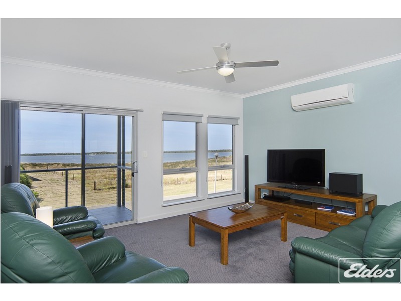 99 Excelsior Parade, Hindmarsh Island SA 5214