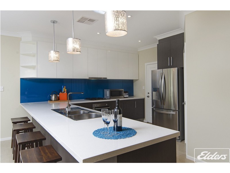 3 Queen Court, Hindmarsh Island SA 5214
