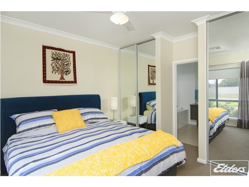3 Queen Court, Hindmarsh Island SA 5214
