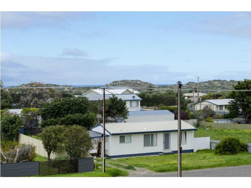 64 Neighbour Avenue, Goolwa Beach SA 5214
