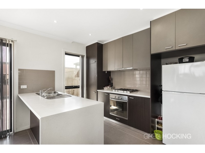55 Swamphen Drive, Williams Landing VIC 3027