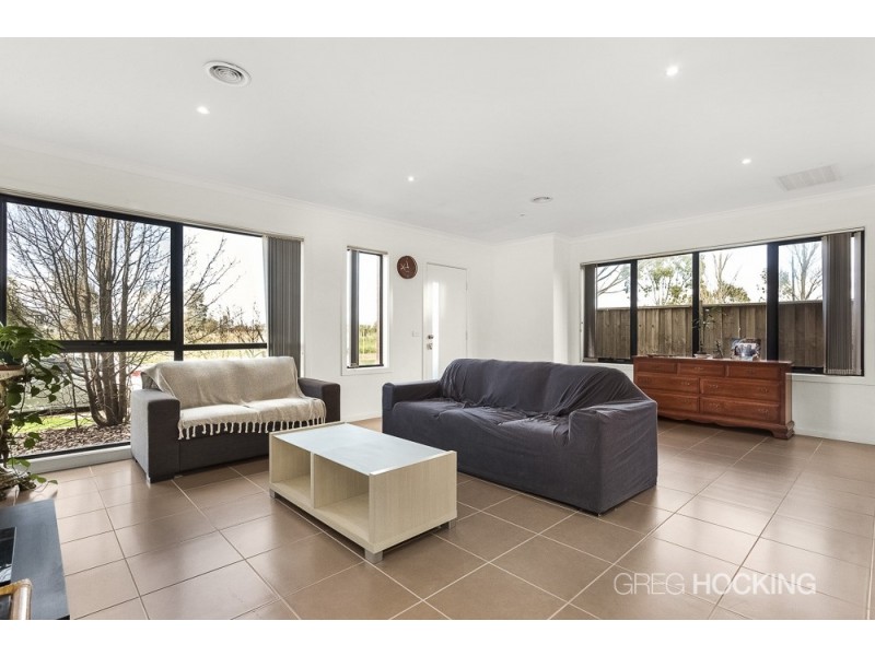 55 Swamphen Drive, Williams Landing VIC 3027