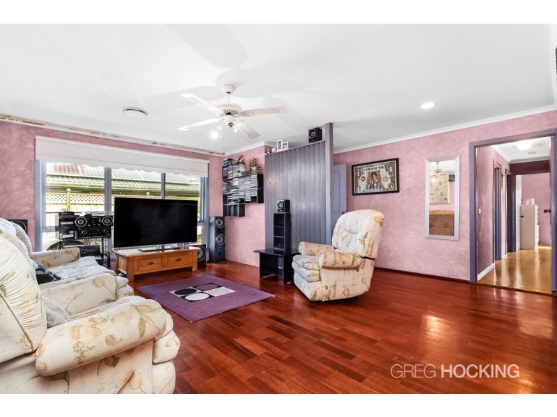 27 Illawong Grove, Werribee VIC 3030