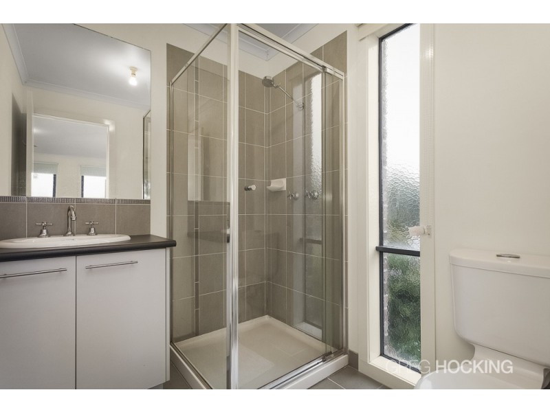 43 Peppertree Drive, Point Cook VIC 3030