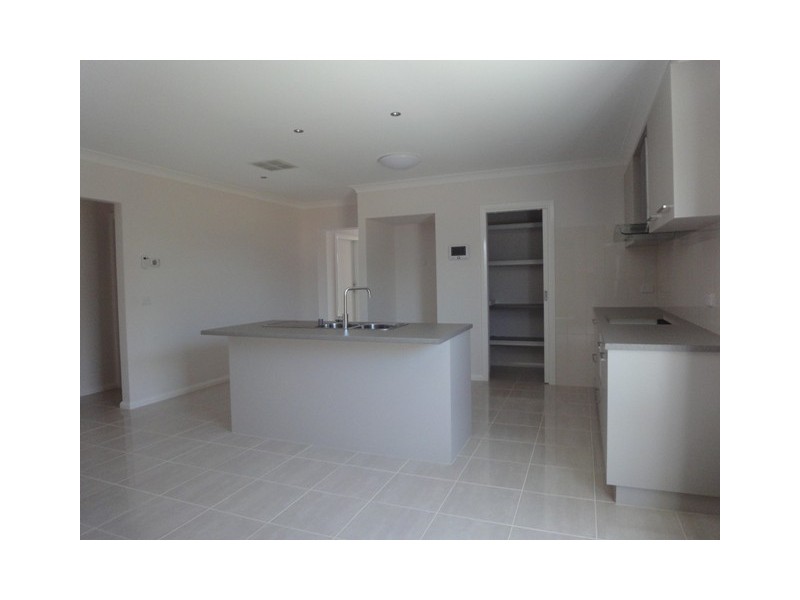 120 Inverell Parkway, Tarneit VIC 3029