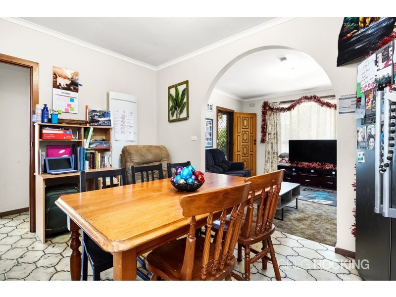 1 and 2/115 Duncans Road, Werribee VIC 3030