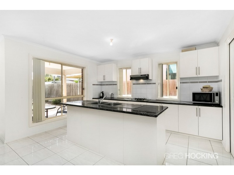 2/65 Honour Avenue, Wyndham Vale VIC 3024