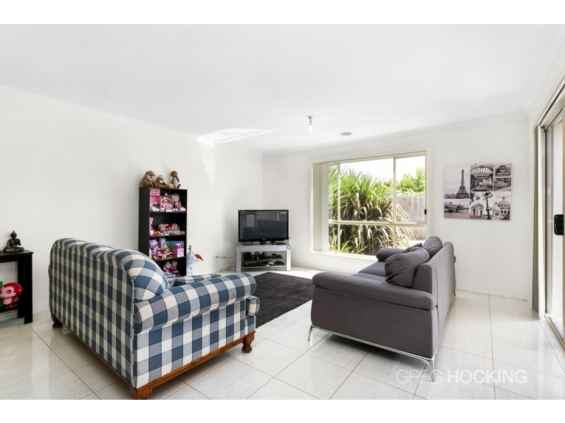 2/65 Honour Avenue, Wyndham Vale VIC 3024