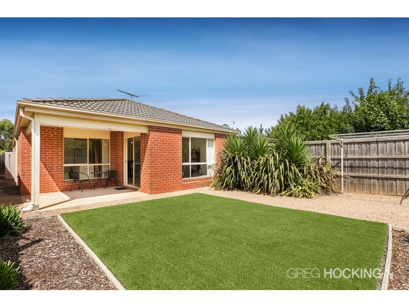 2/65 Honour Avenue, Wyndham Vale VIC 3024
