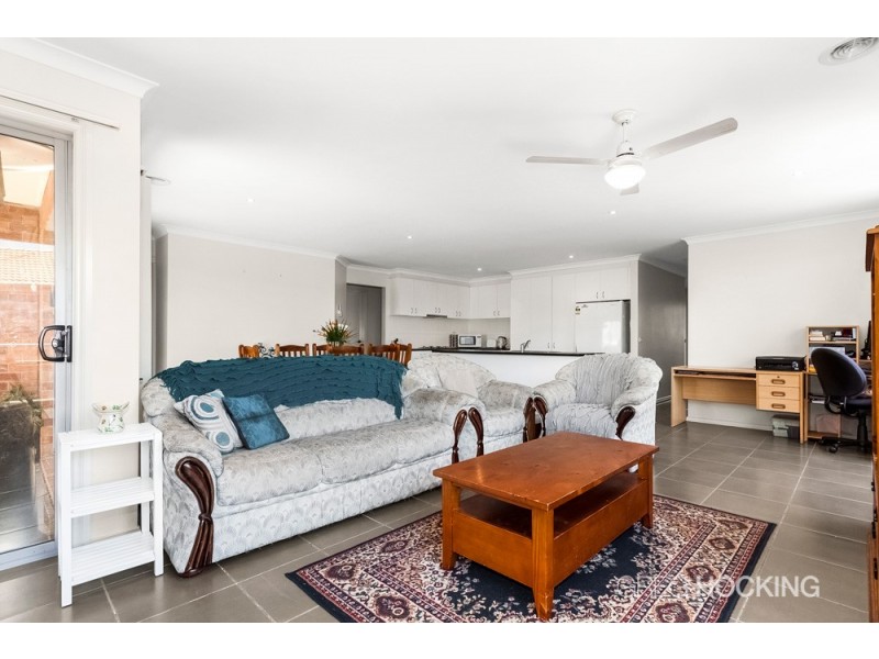 11 Billabong Crescent, Tarneit VIC 3029