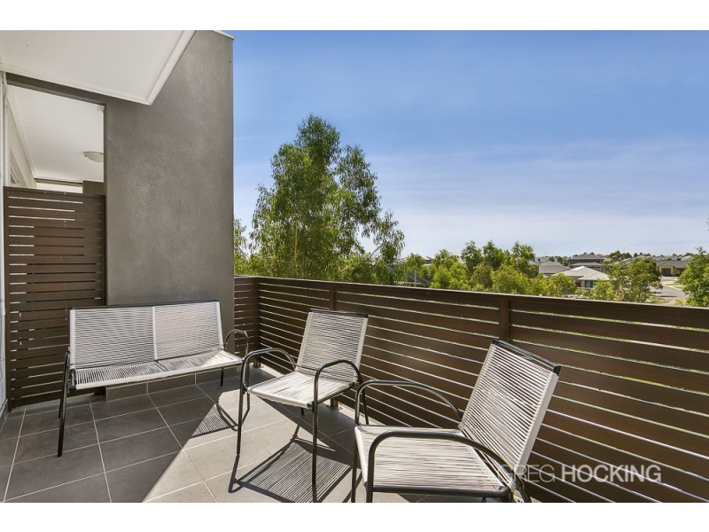 16 Honolulu Drive, Point Cook VIC 3030