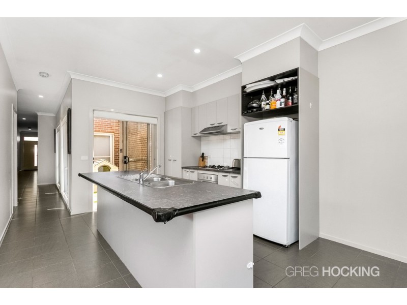 2/4 Vassar Court, Truganina VIC 3029