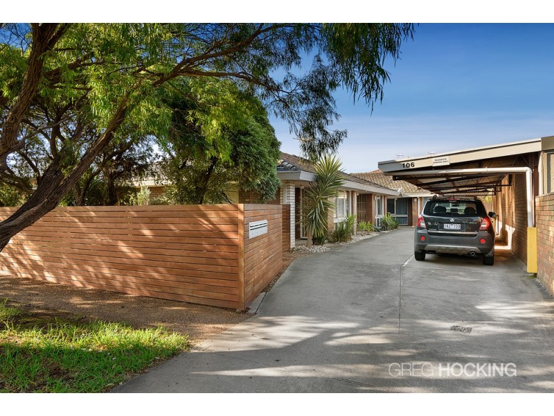 2/106 Wedge Street, Werribee VIC 3030