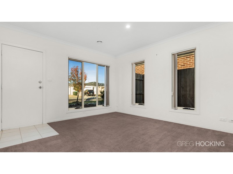 4 Tony Drive, Truganina VIC 3029