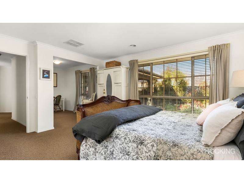 11 Persimmon Place, Werribee VIC 3030