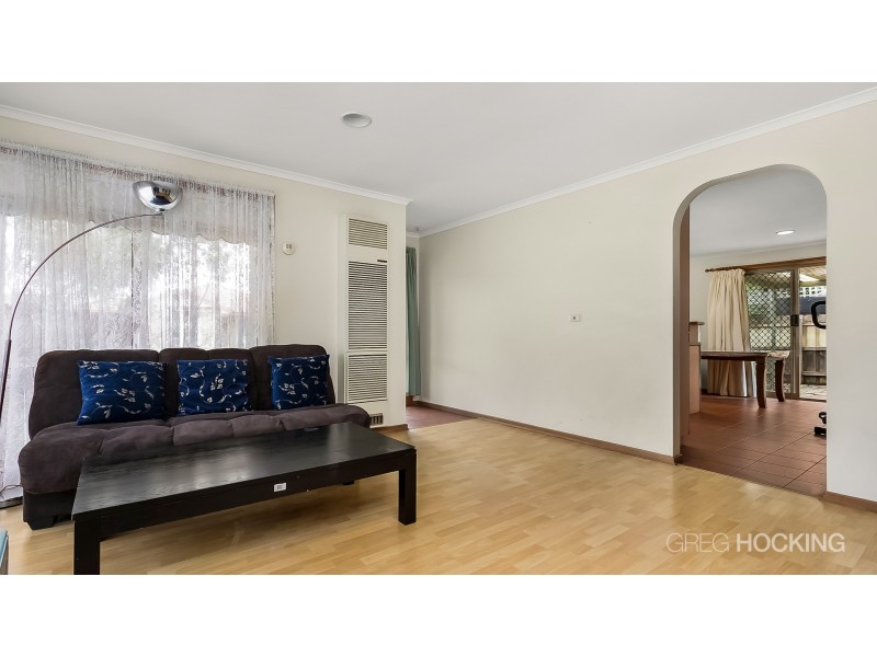 2/30 Silvereye Crescent, Werribee VIC 3030