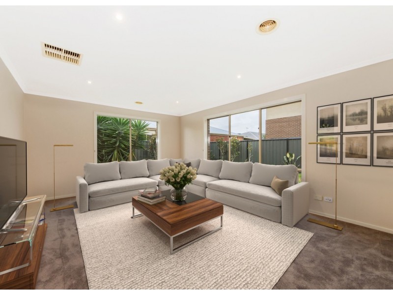 6 Harrington Avenue, Tarneit VIC 3029