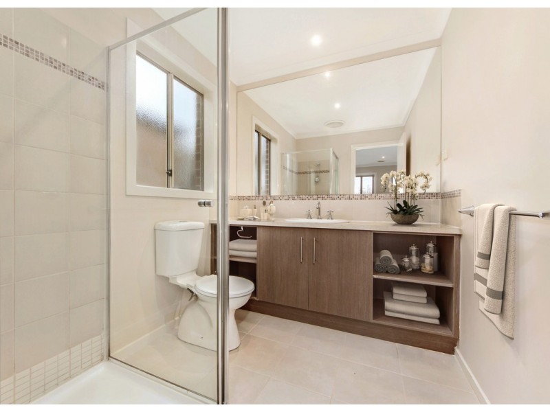 6 Harrington Avenue, Tarneit VIC 3029