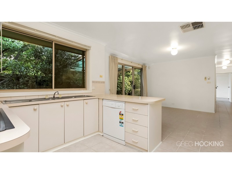 9 Tanilba Street, Werribee VIC 3030