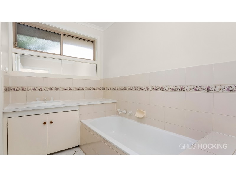 9 Tanilba Street, Werribee VIC 3030