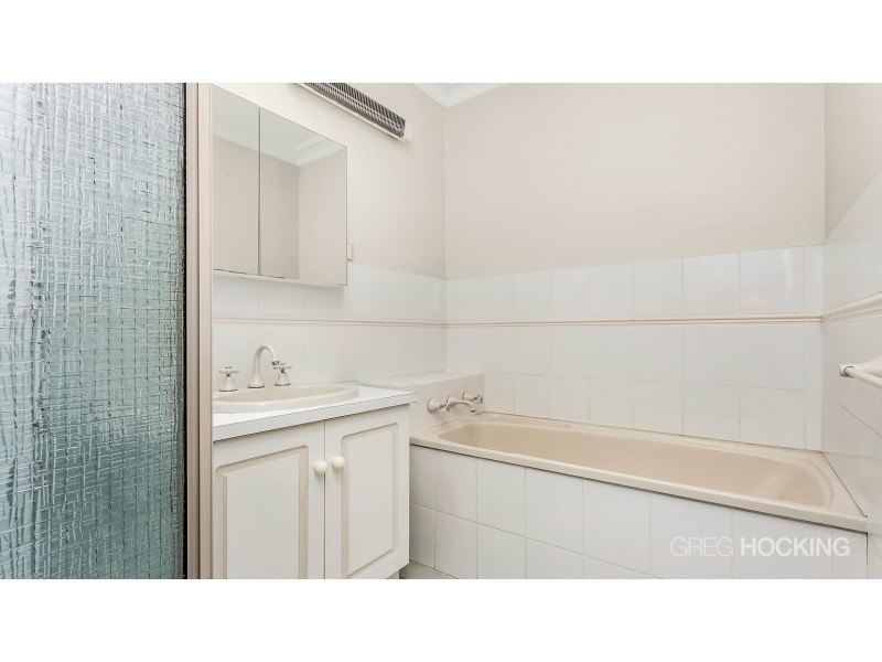 2/55 Woodville Park Drive, Hoppers Crossing VIC 3029