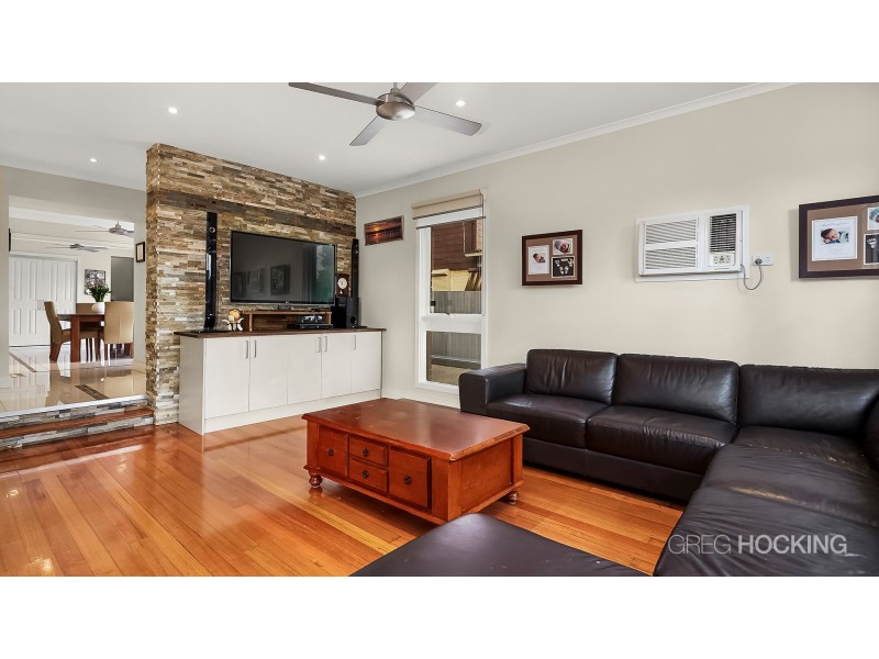 49 Strathmore Crescent, Hoppers Crossing VIC 3029
