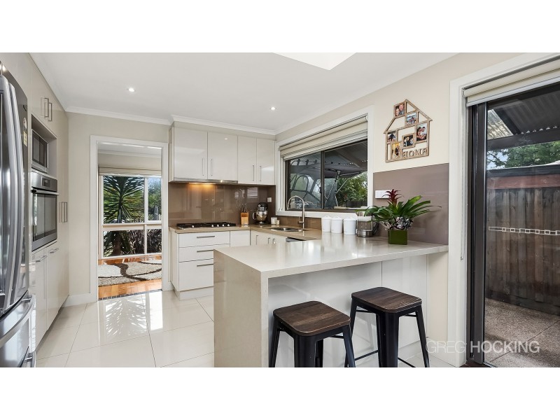49 Strathmore Crescent, Hoppers Crossing VIC 3029