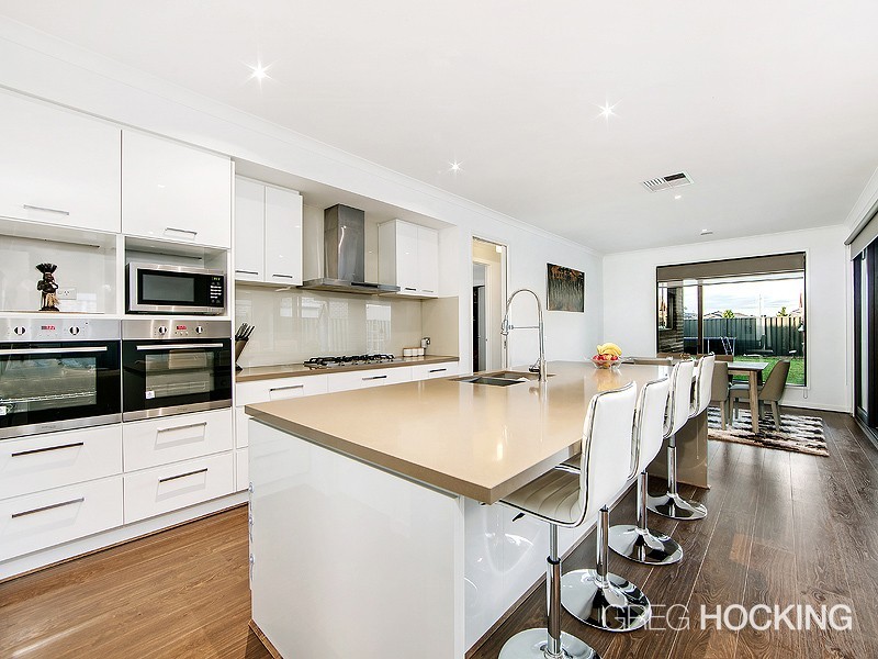 8 Sherwood Street, Tarneit VIC 3029