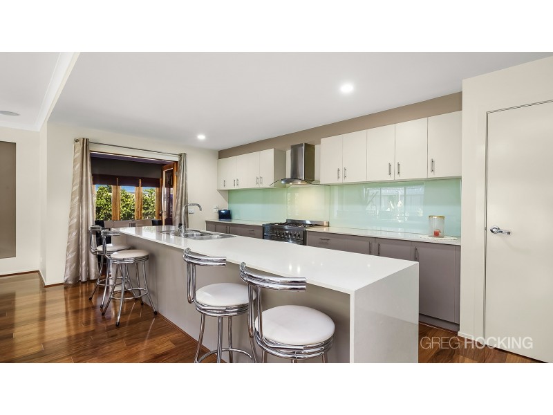 16 Andrew Road, Truganina VIC 3029