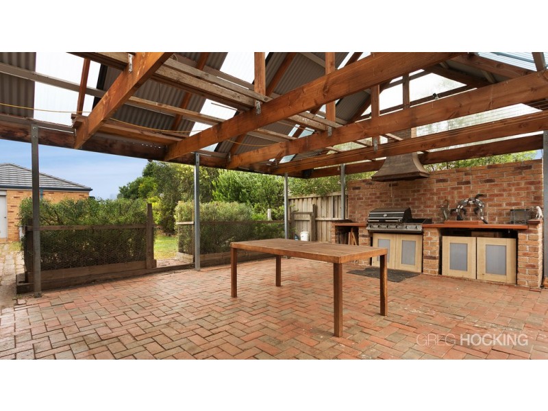 40 Ironbark Way, Brookfield VIC 3338