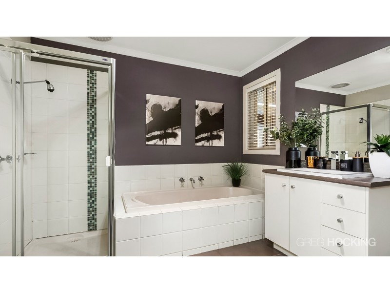 4 Ikon Drive, Point Cook VIC 3030