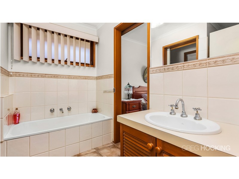 52 Shaws Road, Werribee VIC 3030