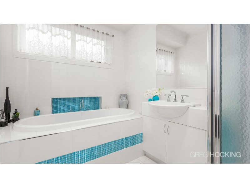 27 Cullen Drive, Wyndham Vale VIC 3024