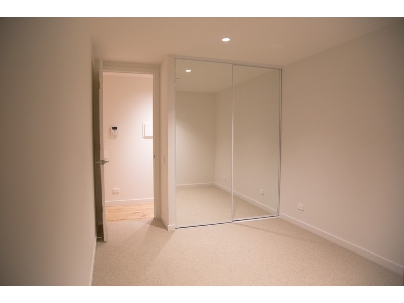 322/33 Quay Boulevard, Werribee South VIC 3030