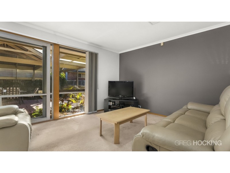 6 San Remo Drive, Werribee VIC 3030