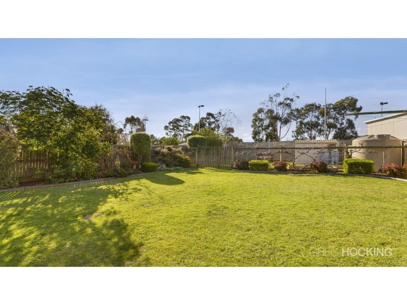 6 San Remo Drive, Werribee VIC 3030